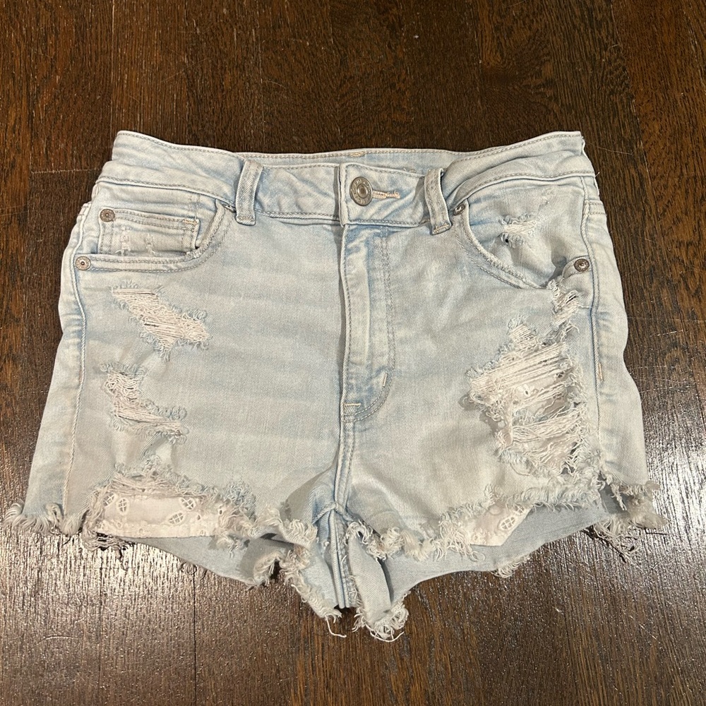 AMERICAN EAGLE LIGHTWASH NEXT LEVEL STRETCH JEAN SHORTS